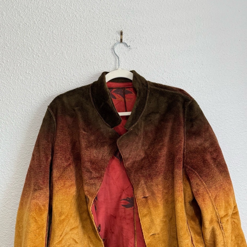 VTG Reversible Jacket Red Faux Suede + Fur Casual Button Up Boho Artsy Leaf L - Picture 11 of 14